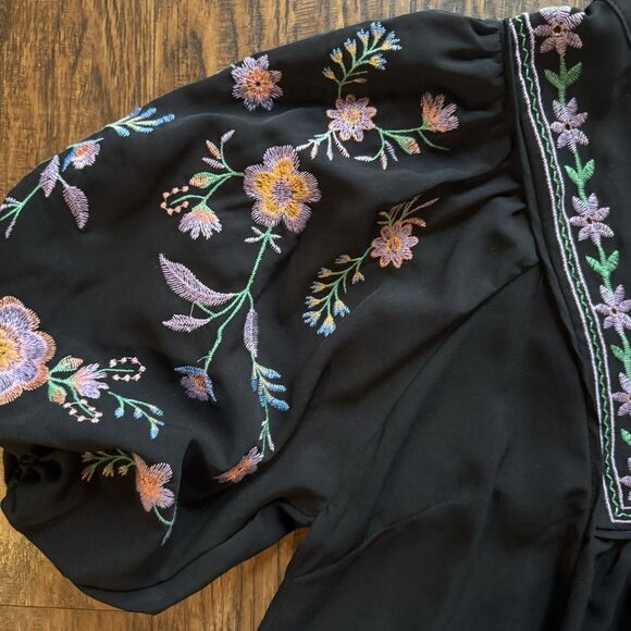 Umgee Embroidered Dress Spring Floral Peasant Boho Flowy Womens Size Small - Picture 11 of 16